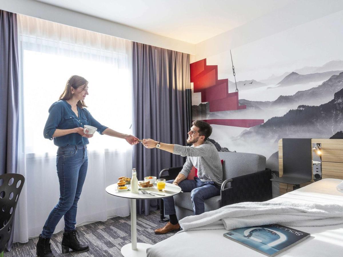 Novotel Annecy Centre Atria Esterno foto
