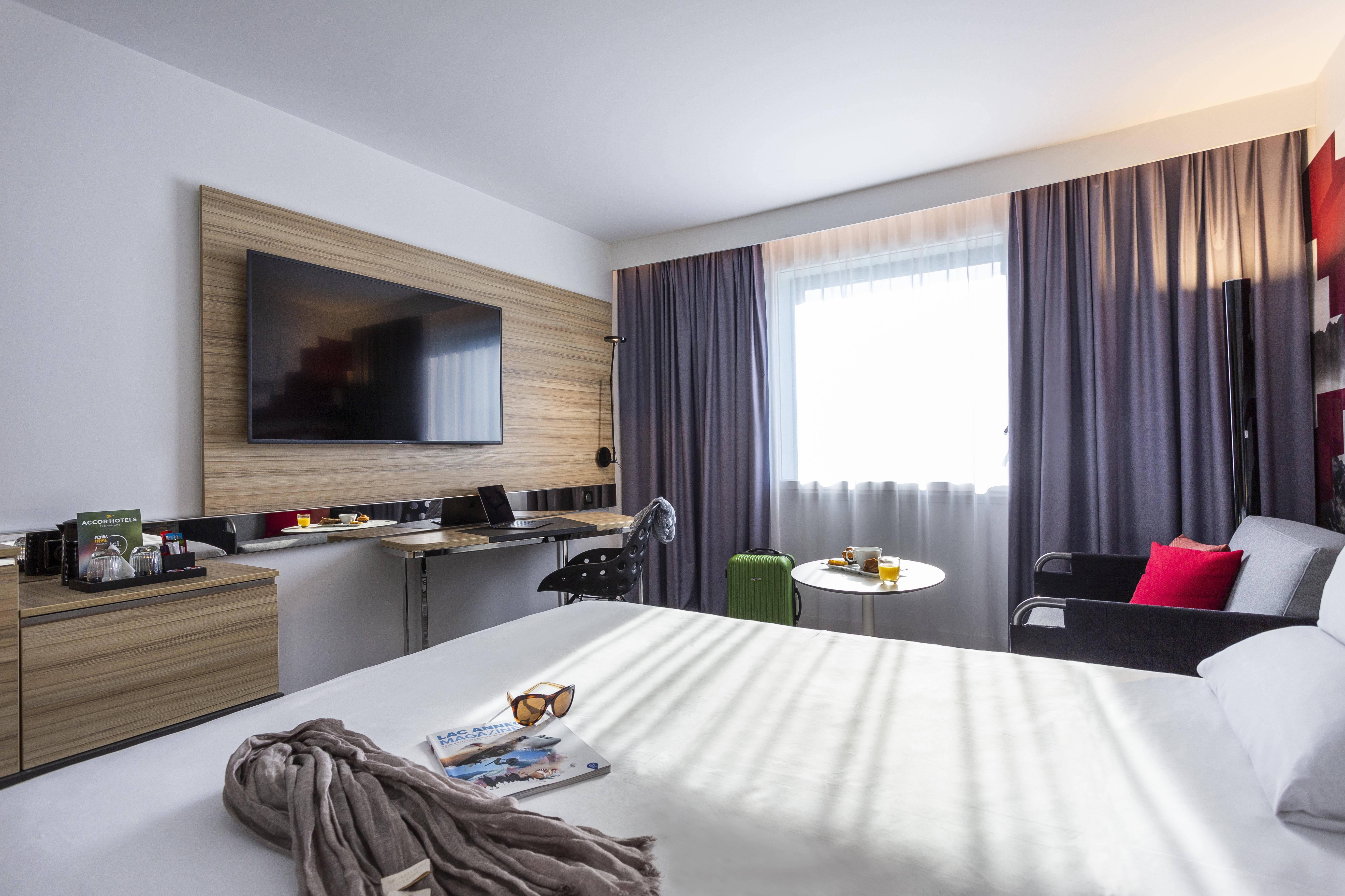 Novotel Annecy Centre Atria Esterno foto